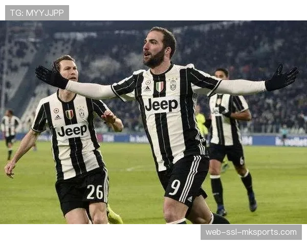 评论：从赫罗纳的“黑马”赛季，看中小球队如何构建高效攻防体系